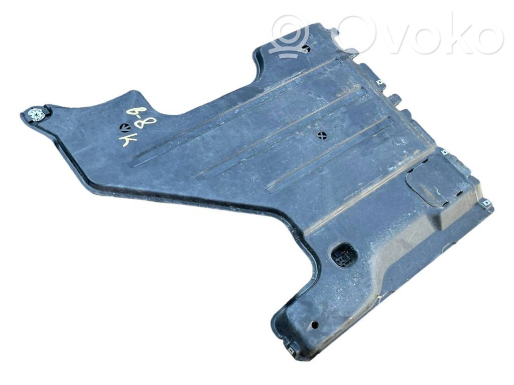 Volkswagen PASSAT B8 Center/middle under tray cover 