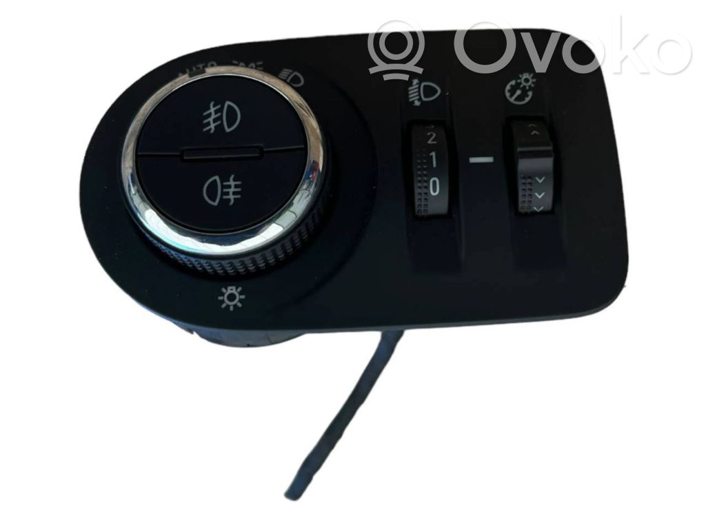 Opel Astra K Light switch 