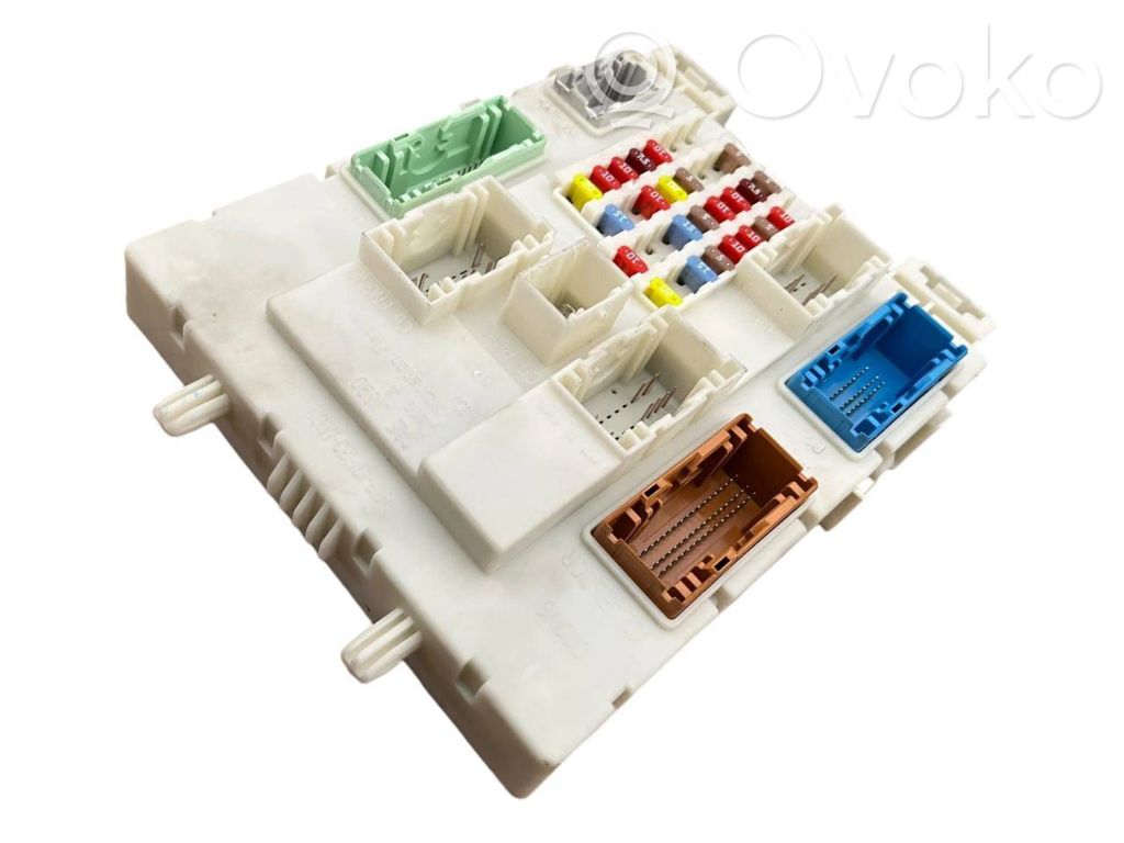 Volvo V40 Fuse module 