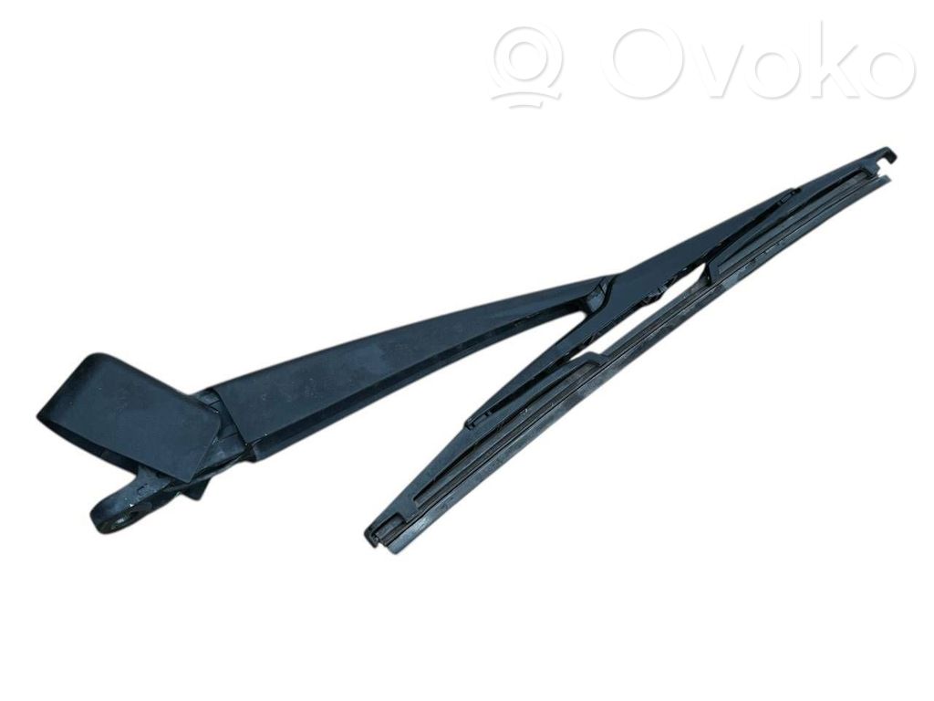 Peugeot 3008 II Rear wiper blade arm 