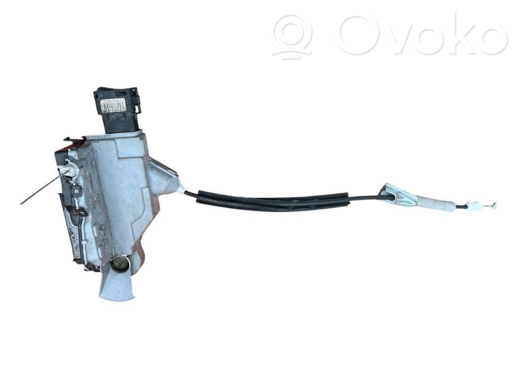 Peugeot 3008 II Zamek drzwi przednich 