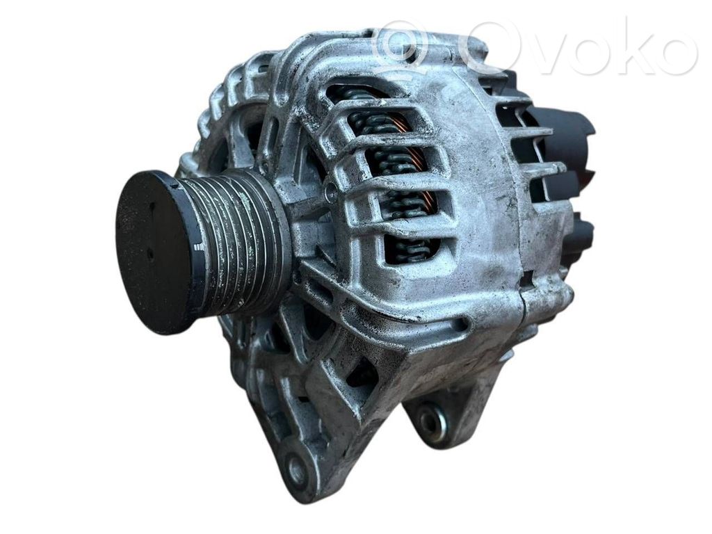 Nissan Qashqai Генератор 