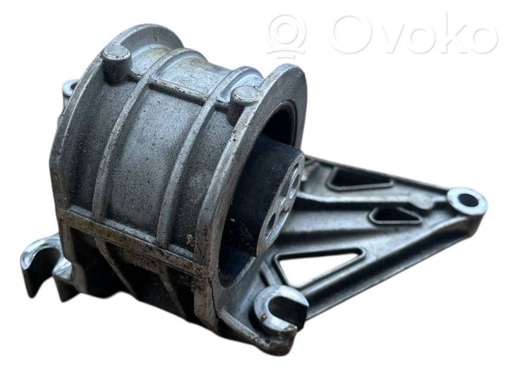 Porsche Cayman 987 Engine mount bracket 