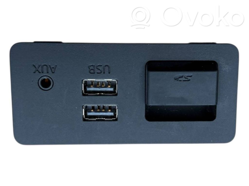 Mazda CX-5 II USB socket connector 