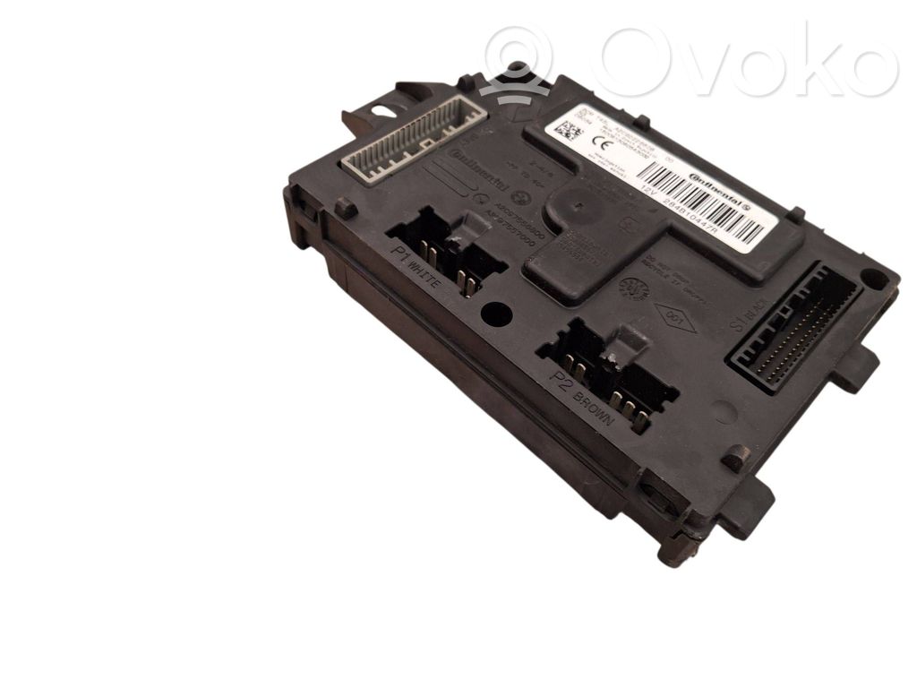 Renault Clio IV Other control units/modules 