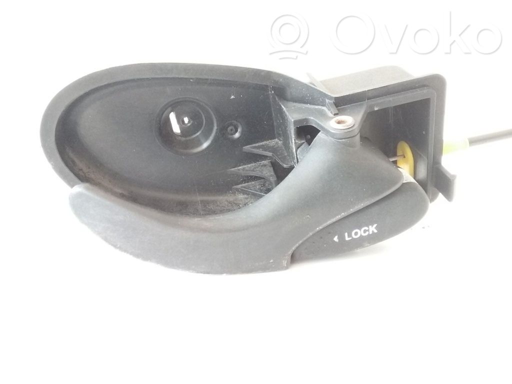 Ford Focus Manecilla interna puerta delantera 