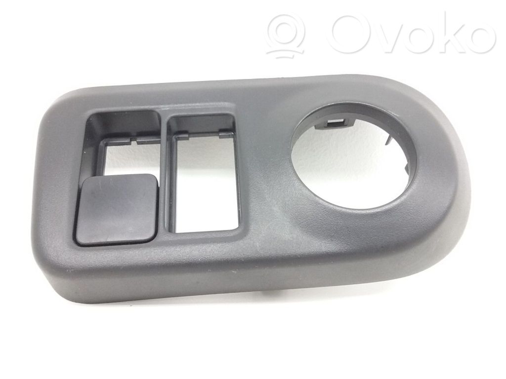 Citroen C4 Cactus Mirror switch trim 