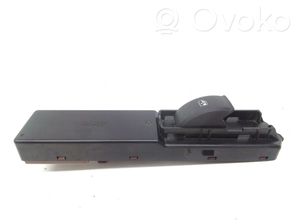 Electric window control switch   12800753,12799510,12800754