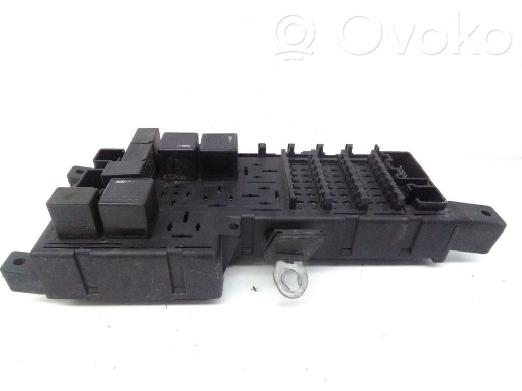 Volvo S60 Fuse module 