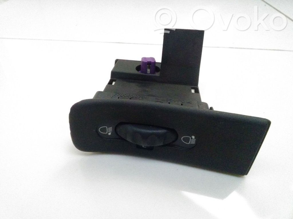 Renault Laguna I Headlight level height control switch 