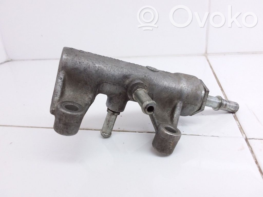 Opel Vectra C Régulateur de pression de carburant 