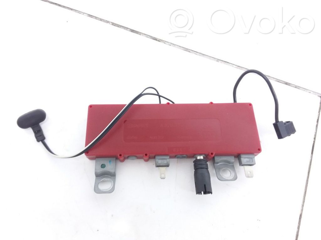 Saab 9-5 Antenos stiprintuvas 