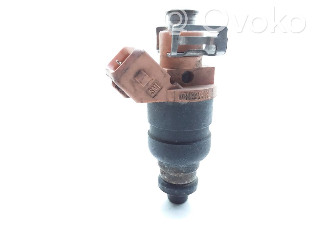 Audi A6 S6 C5 4B Inyector de combustible 
