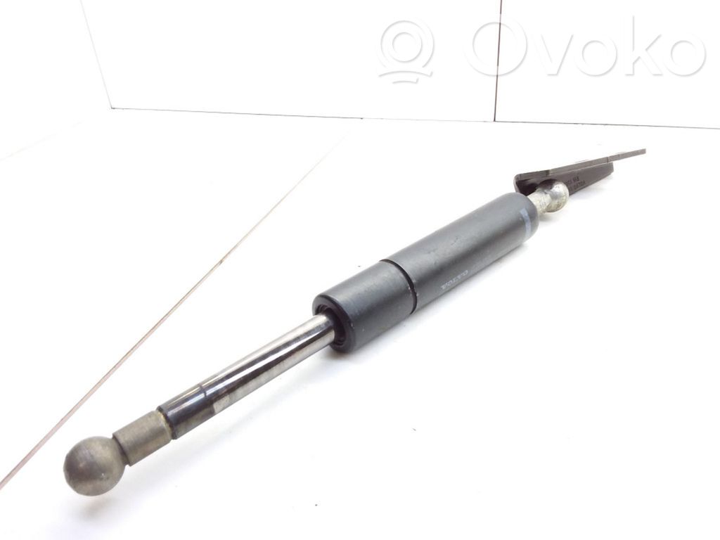 Volvo 850 Tailgate/trunk strut/damper 