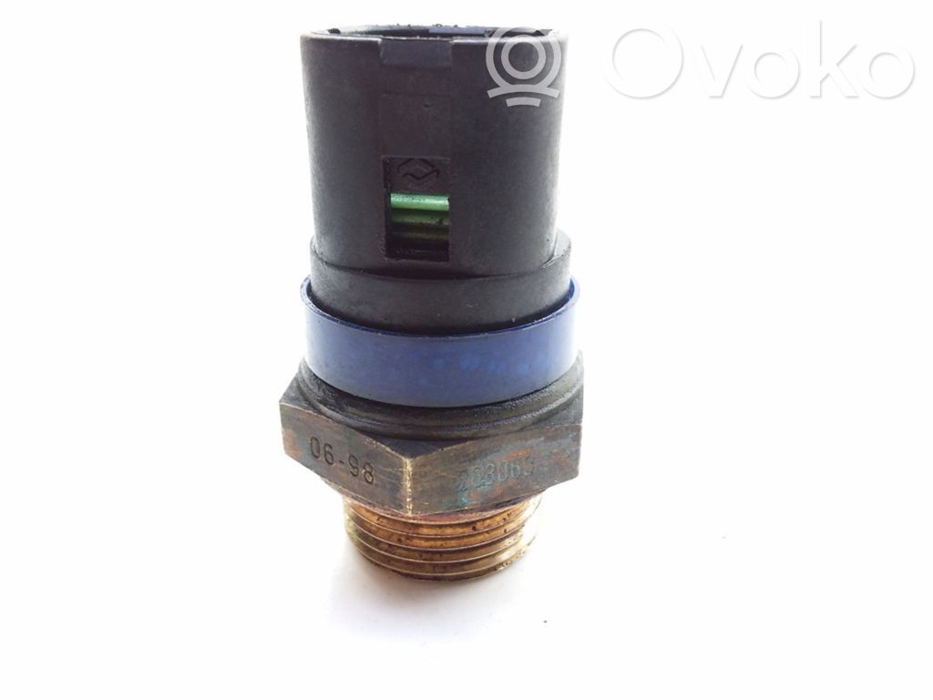 Renault Scenic I Coolant temperature sensor 