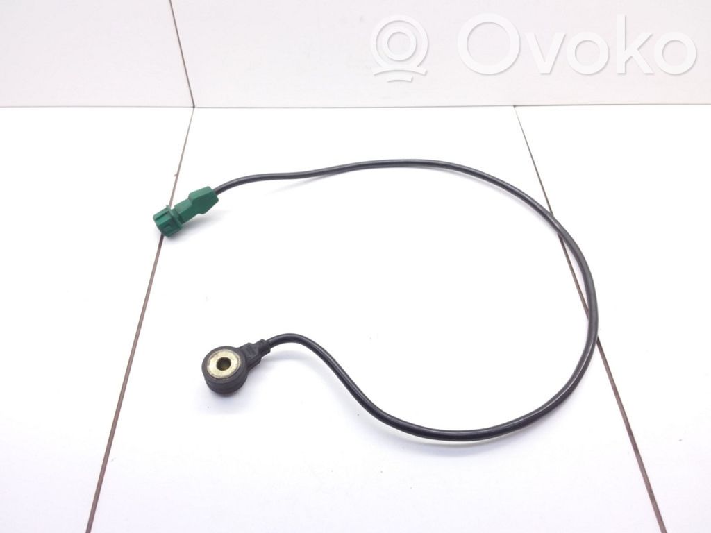 Audi A4 S4 B5 8D Detonation knock sensor 