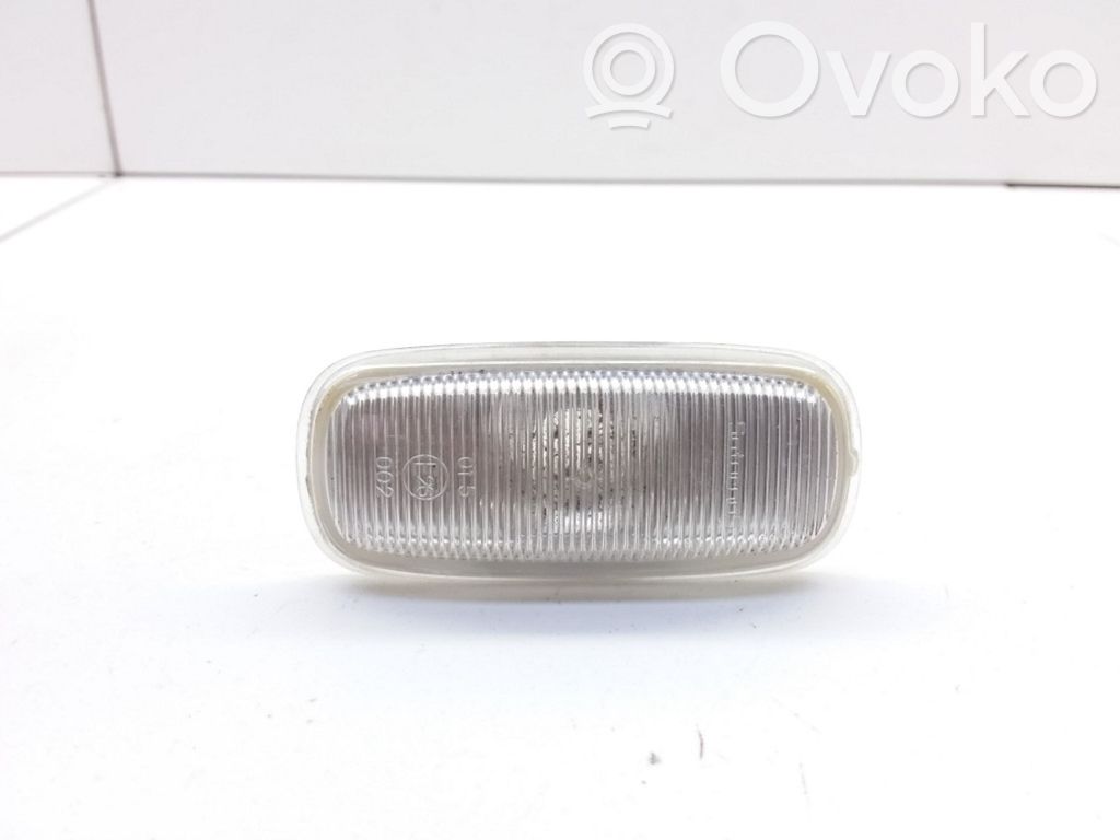 Audi A6 S6 C5 4B Seitenblinker 