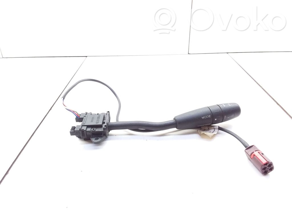 Peugeot 406 Interruptor de control multifunción 
