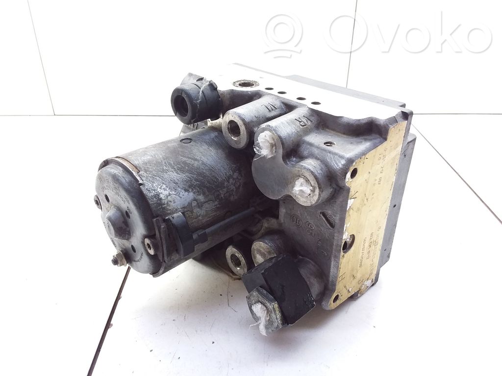 Mercedes-Benz E W210 ABS Pump 