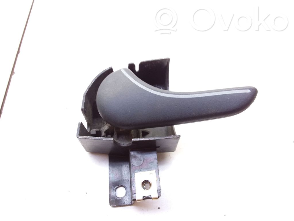 Rear door interior handle