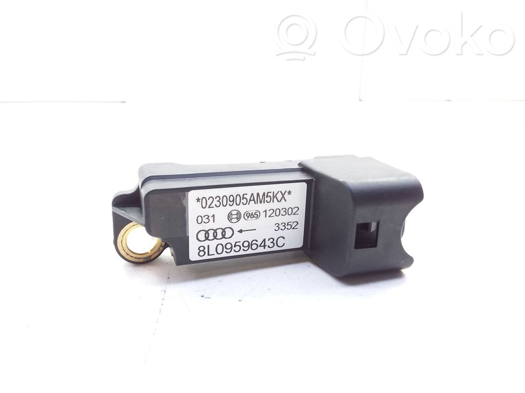 Audi A3 S3 8L Czujnik uderzenia Airbag 