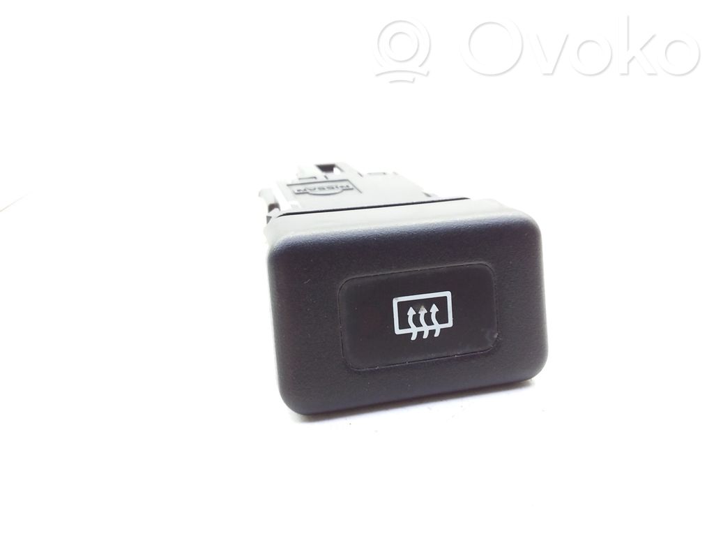 Windscreen/window heater switch