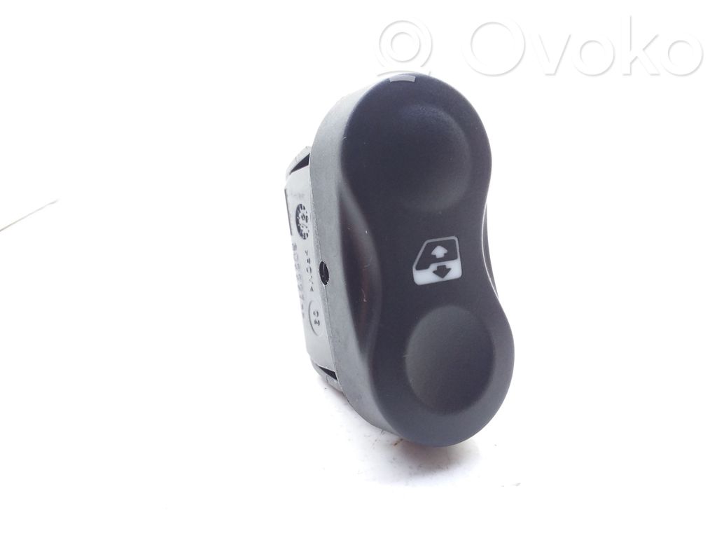 Dacia Logan I Electric window control switch 
