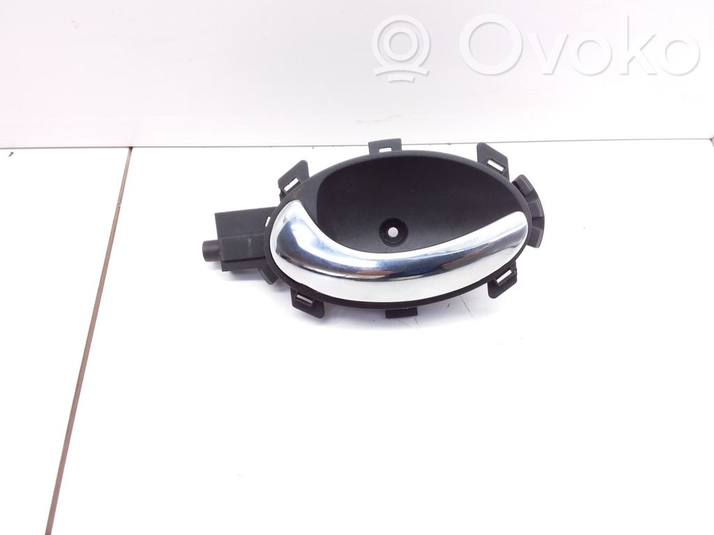 Rear door interior handle