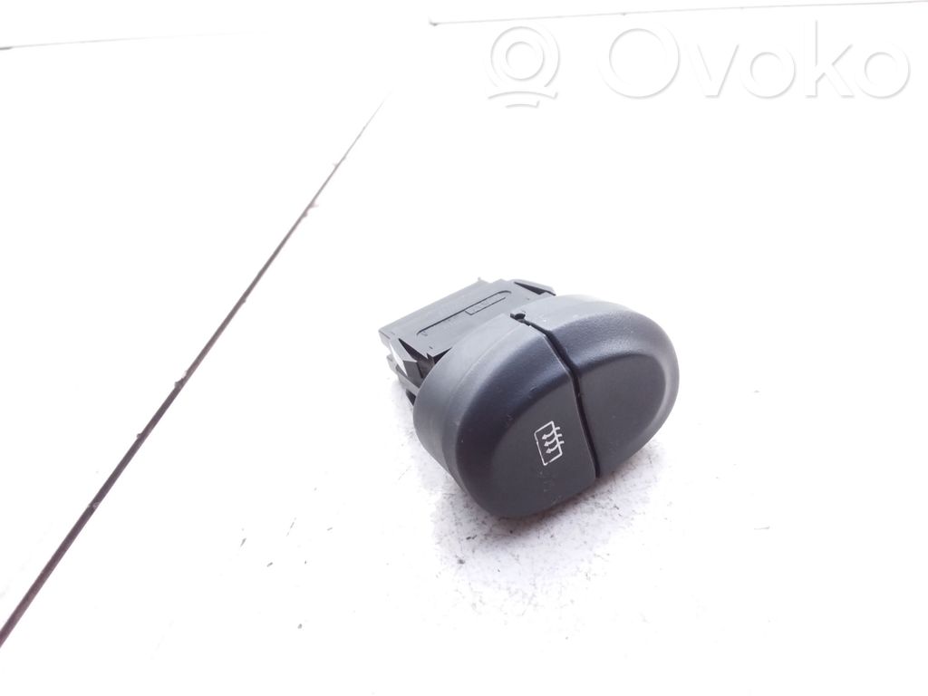 Renault Megane I Windscreen/window heater switch 