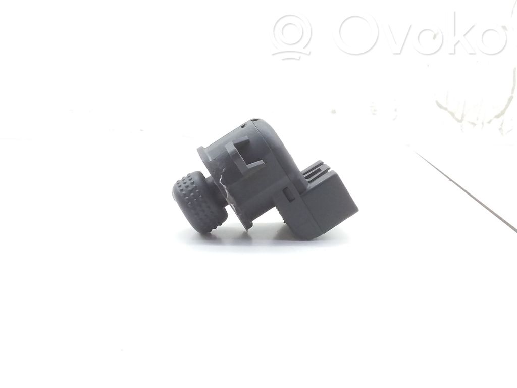 Renault Laguna I Wing mirror switch 