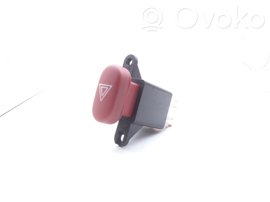 Hazard light switch   822955,3407