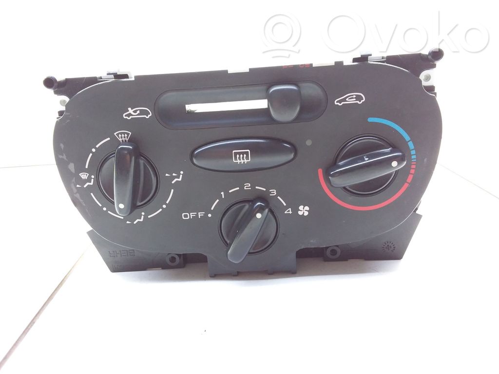 Peugeot 206 Climate control unit 