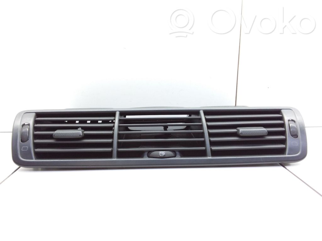 Citroen C8 Dysze / Kratki nawiewu deski rozdzielczej 