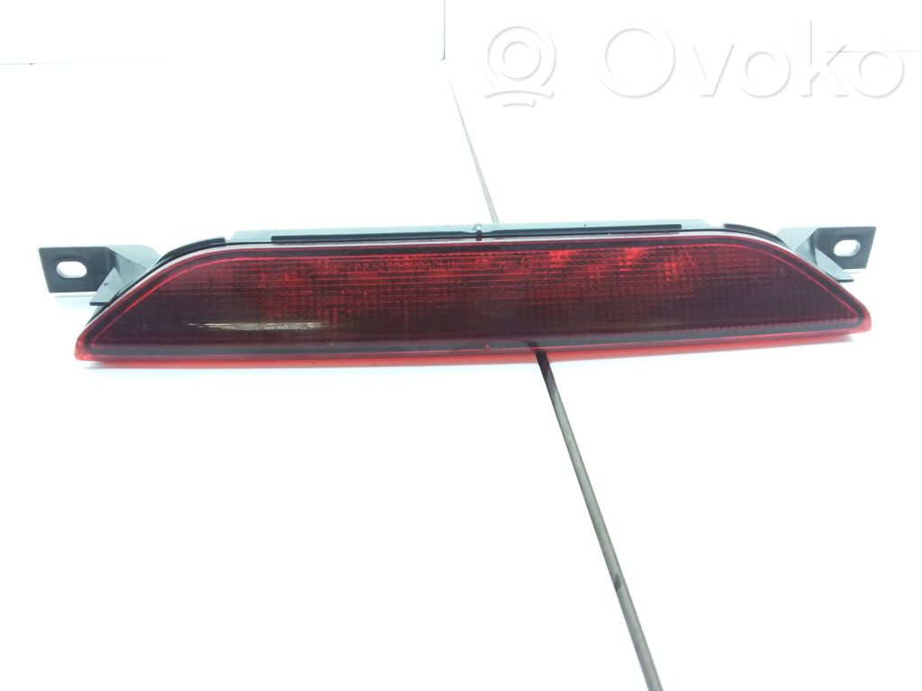 Dodge Caliber Third/center stoplight 