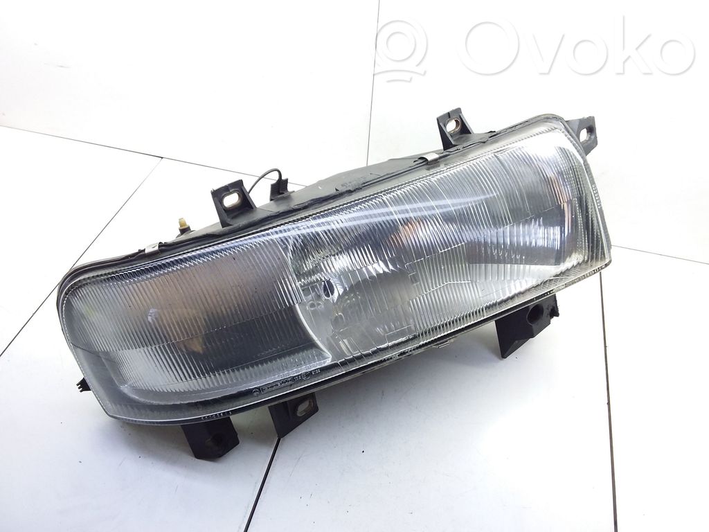 Opel Movano A Headlight/headlamp 