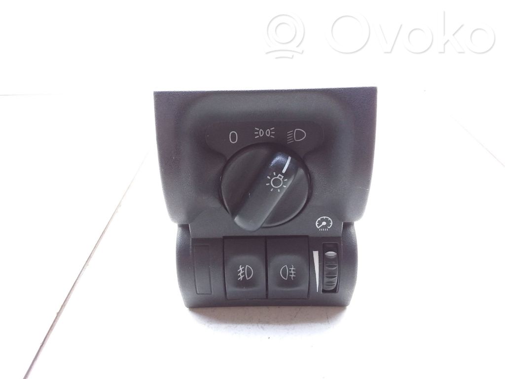 Opel Vectra B Interrupteur d’éclairage 