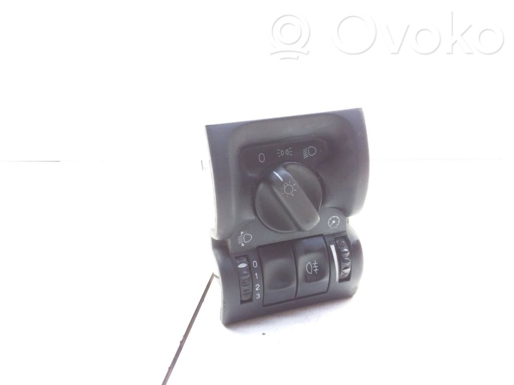 Opel Vectra B Light switch 