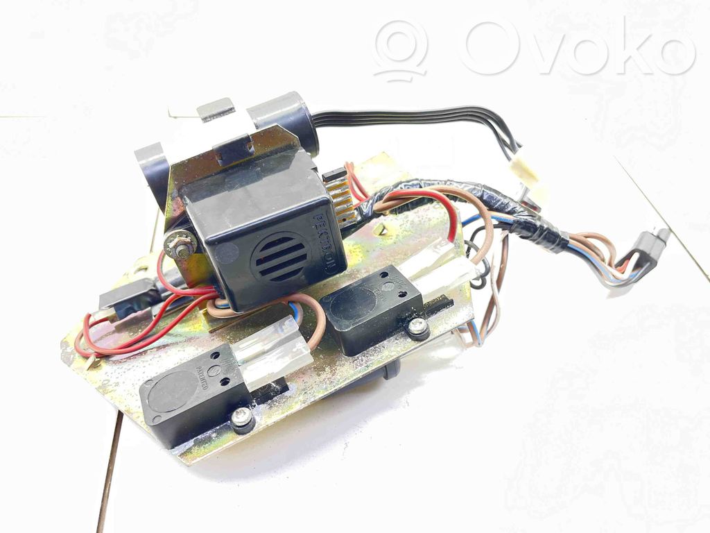 Alfa Romeo 147 Hazard warning light relay 