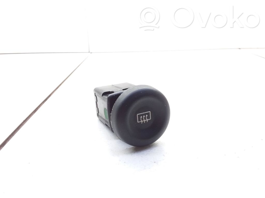 Renault Megane II Windscreen/window heater switch 