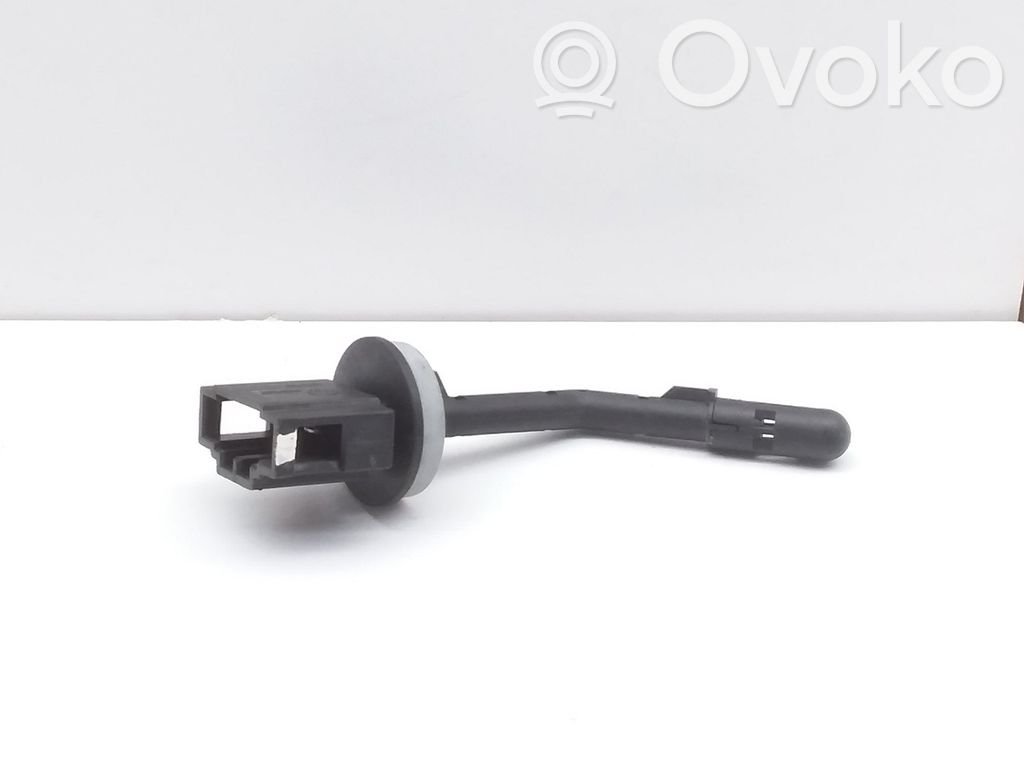 Volkswagen PASSAT B6 Oil temperature sensor 