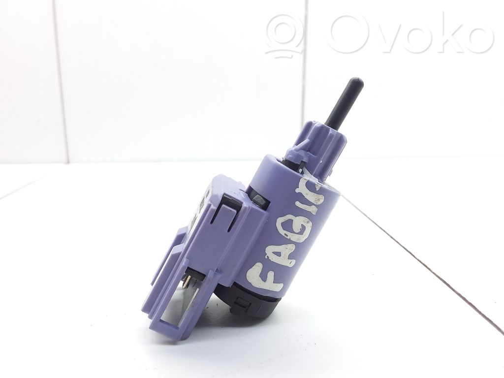 Skoda Fabia Mk1 (6Y) Interruptor sensor del pedal de freno 