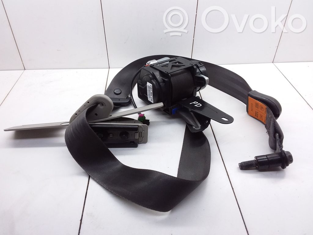 Front seatbelt   E40435137,041196