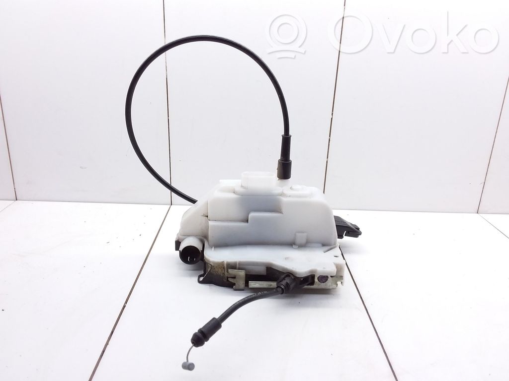 Renault Megane II Front door lock 