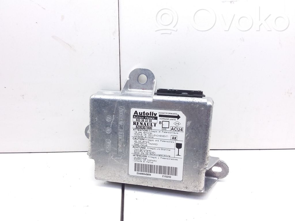 Renault Megane II Airbag control unit/module 