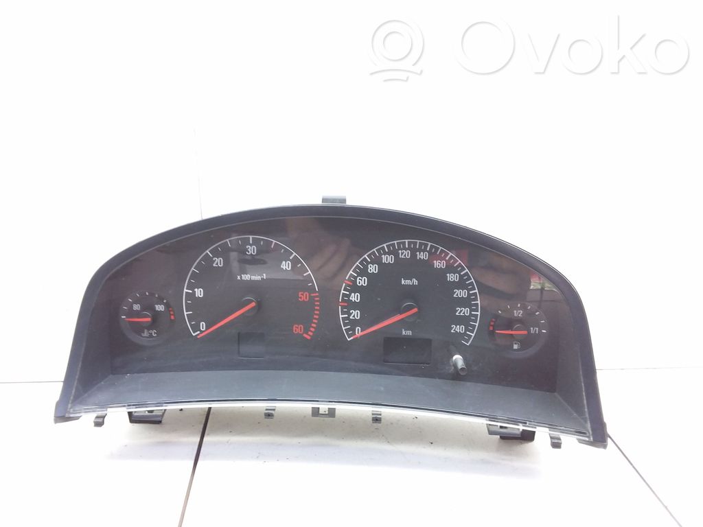 Opel Vectra C Speedometer (instrument cluster) 