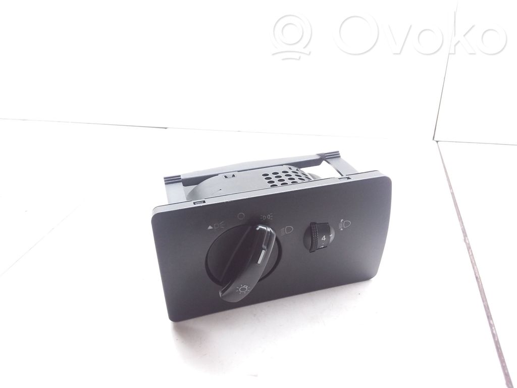 Light switch   1S7T13A024CB,49861