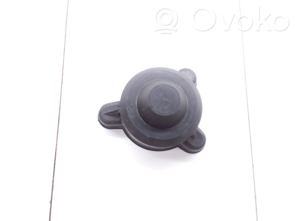 BMW 5 E39 Front shock absorber dust cover boot 