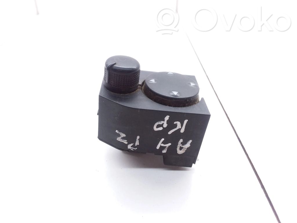 Audi A4 S4 B5 8D Przycisk regulacji lusterek bocznych 