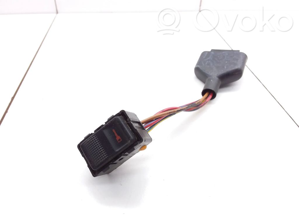 Audi A6 S6 C5 4B Central locking switch button 