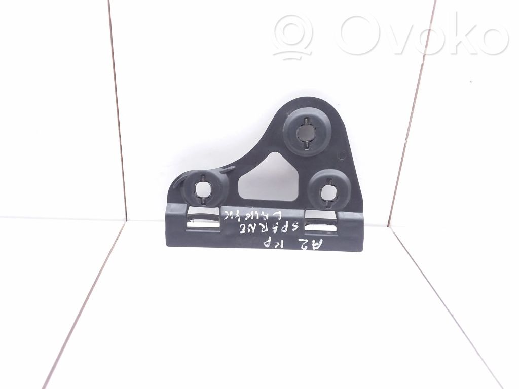 Audi A2 Fender mounting bracket 